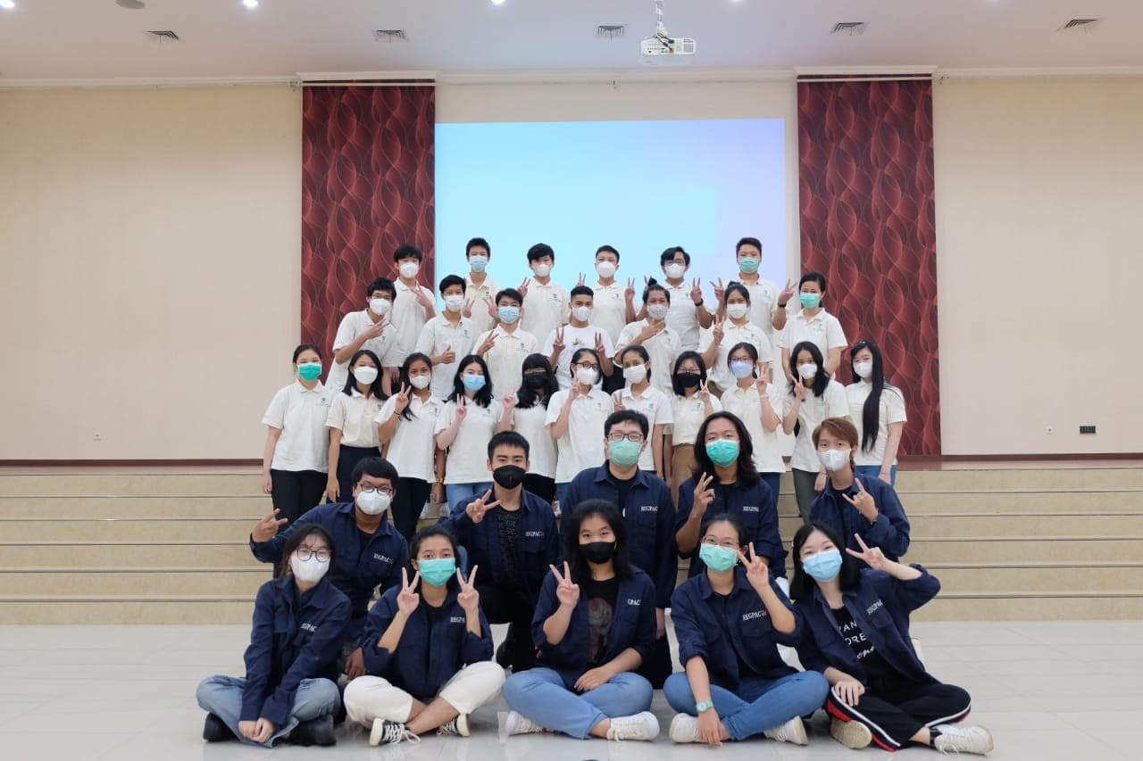 TVKOM Regina Pacis